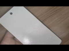 Revestimento em pó branco e enrugado para cobrir defeitos e imperfeições