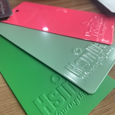 Revestimento em pó fundido de três camadas para tubos de aço Revestimento epoxi anti-ultravioleta anti-corrosivo resistente a intempéries