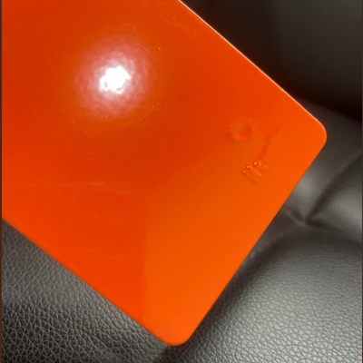 Revestimento em pó eletrostático de cor laranja, de desempenho resistente a produtos químicos, para equipamento desportivo de bicicleta